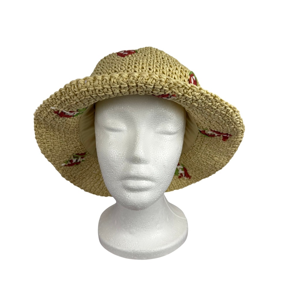 Madden Girl Cottagecore Strawberry Women Crochet Bucket Hat Beige Paper Yarn